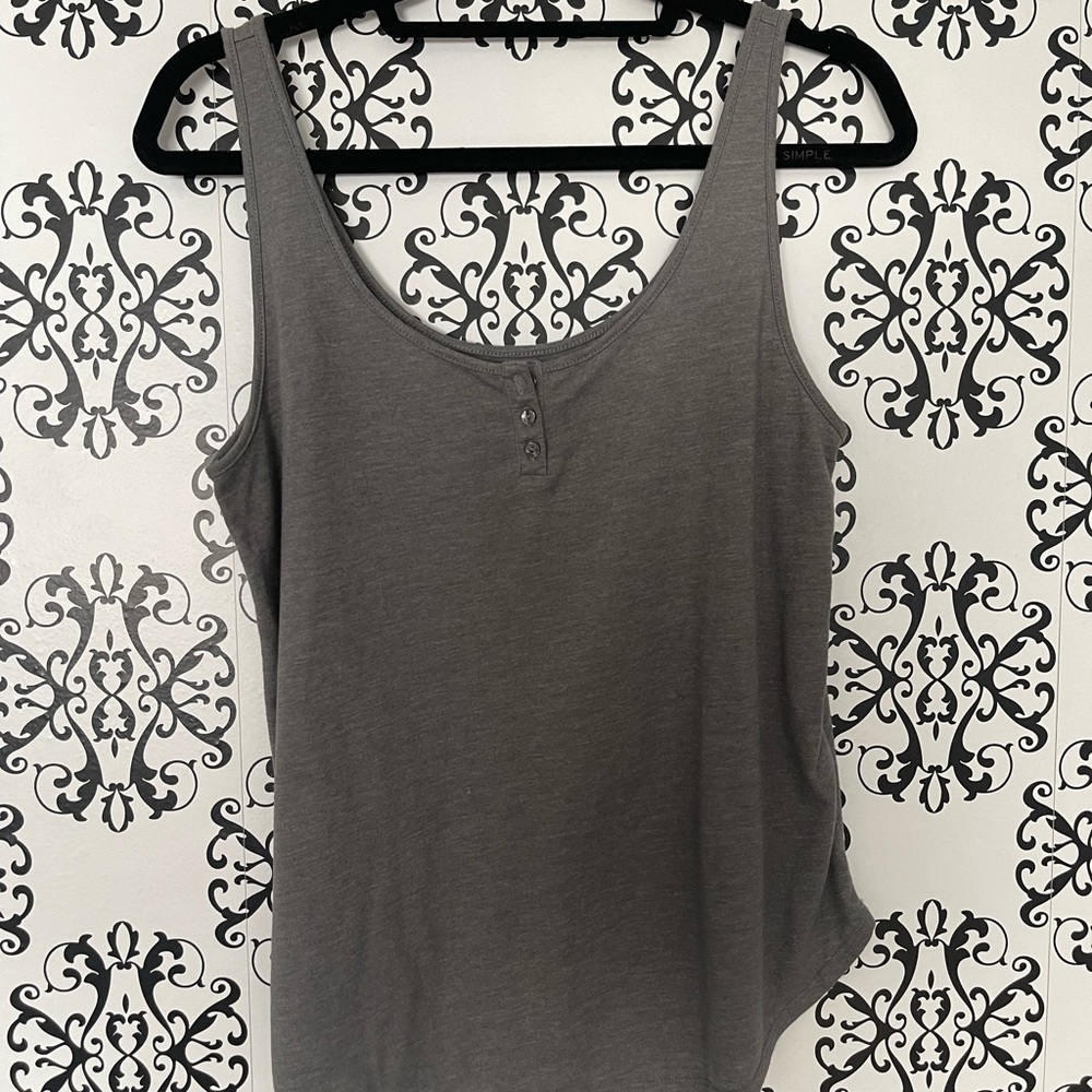Abercrombie & Fitch Tank Top - Size Medium